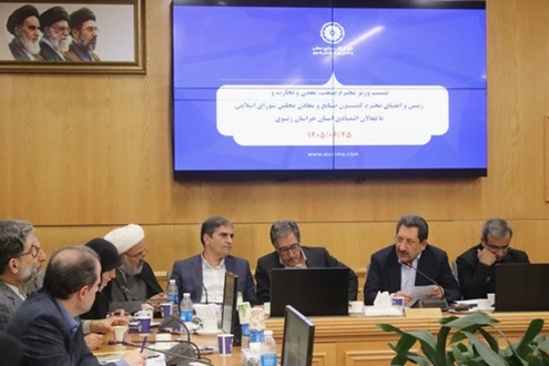 تسهیلات ۳۰۰ همتی به صنایع کوچک اختصاص می‌یابد